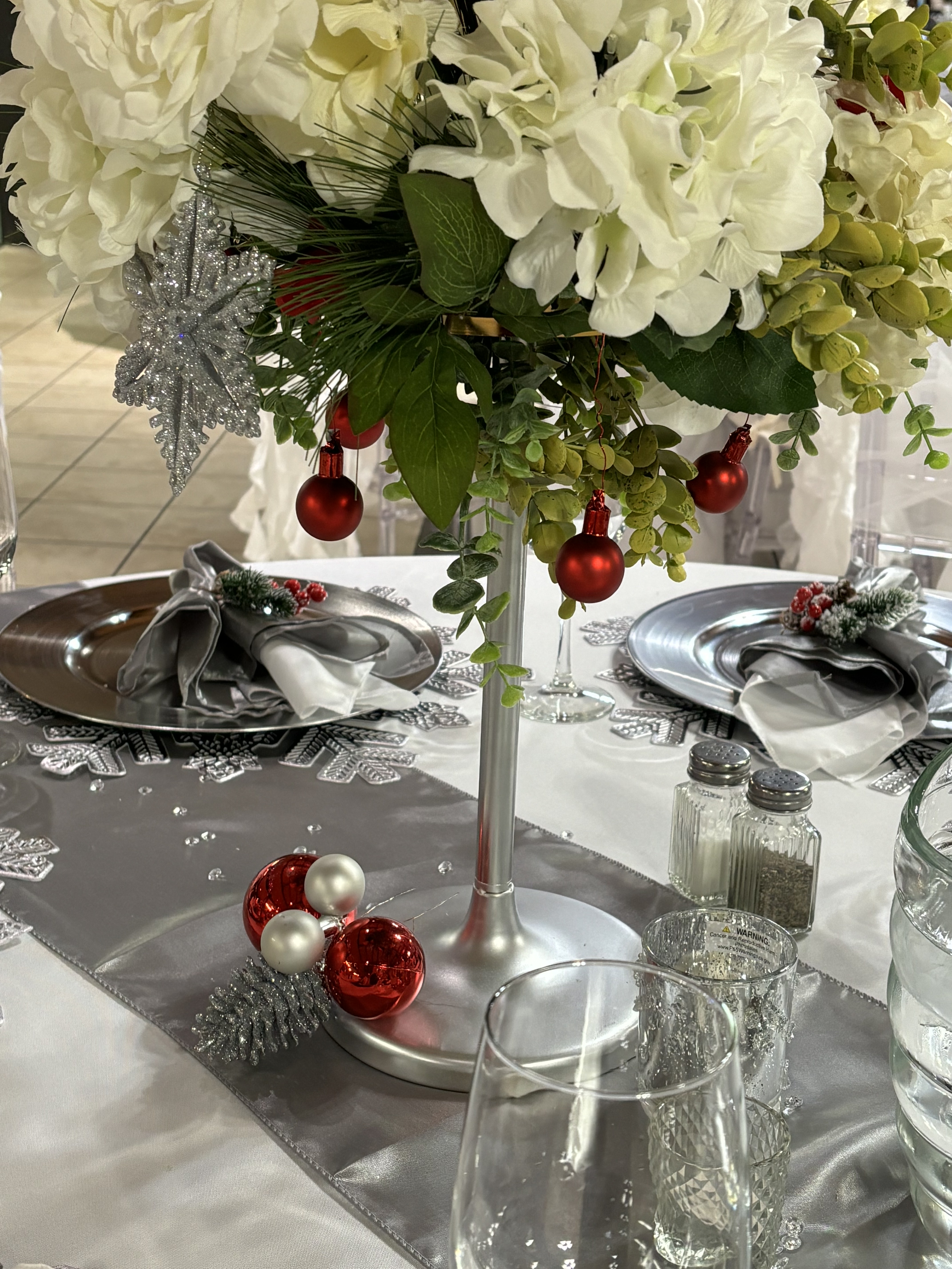 Formal event centerpiece